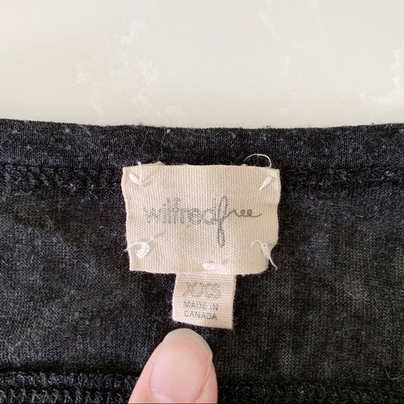 ❀ 2/$25 ❀ Aritzia Wilfred Drapey Longsleeve - Picture 3 of 4